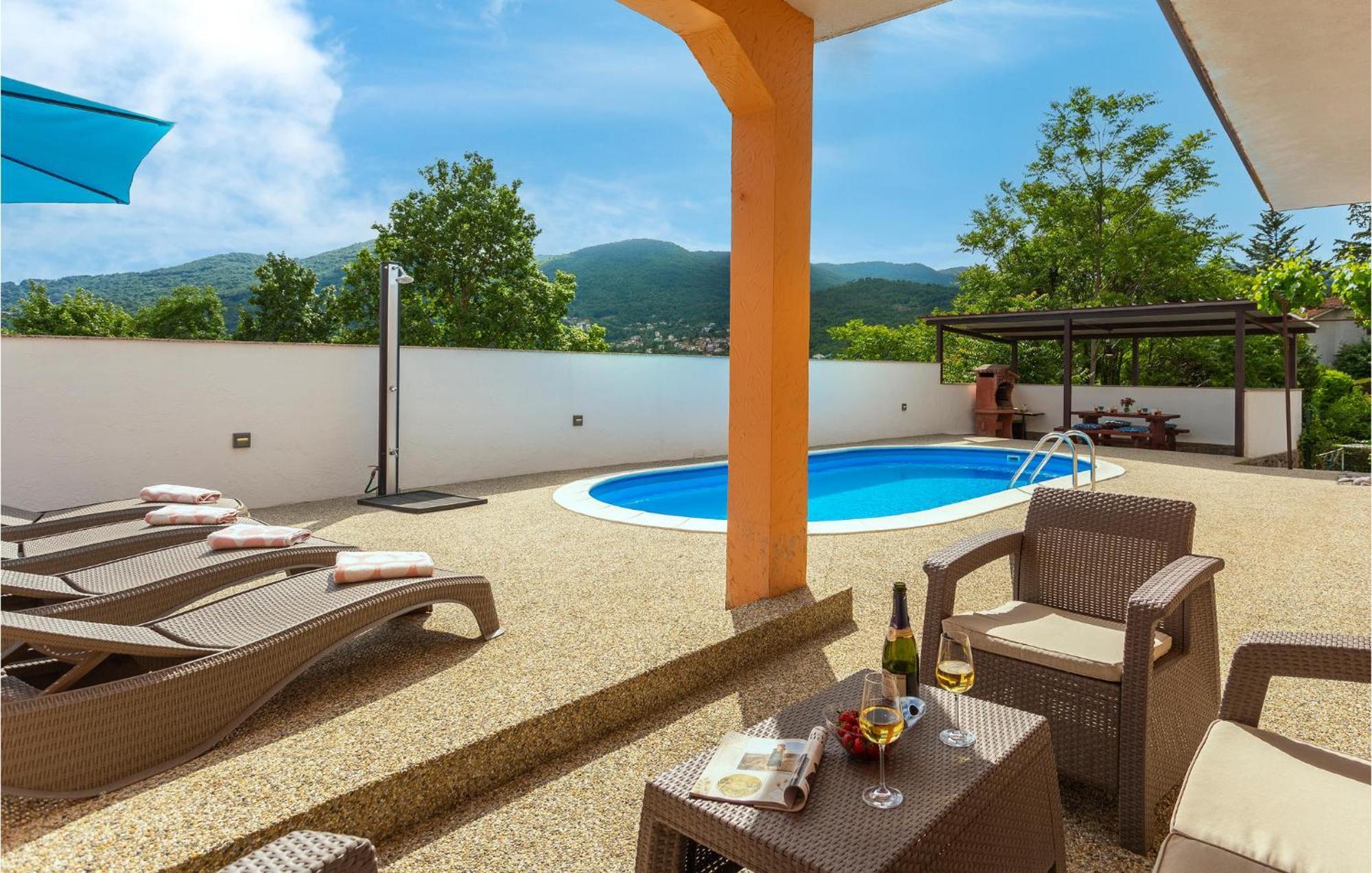 Stunning Apartment In Matulji Exterior photo